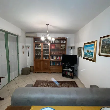 アパート Casa Nucci インペリア